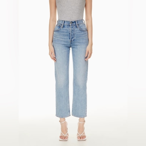 Aritzia Denim Forum The Arlo High Rise Straight 28L | Size 25 Light Wash - Picture 2 of 15